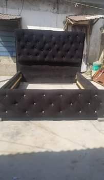 A picture of Bei kitonga wazee Mali quality sofa bed na godoro lake