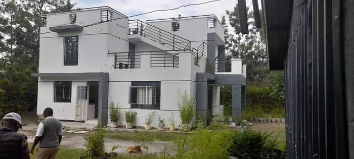 mansion
