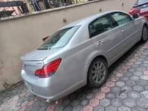 A picture of 2005 Toyota Avalon