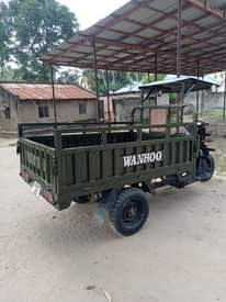 A picture of Guta wanhoo cc 200 inauzwa Call WhatsApp 0766670030 Maongezi yapo