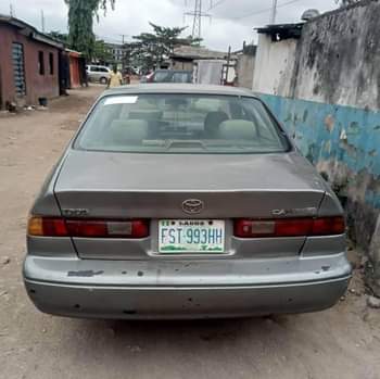 A picture of Toyota Camry pencil light