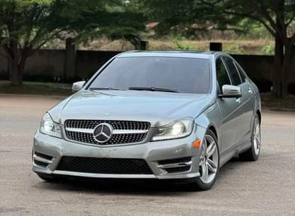 A picture of MERCEDES BENZ C300 Foreign used 2012 Model Original duty 10