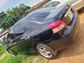 A picture of Toyota yaris 2008 model