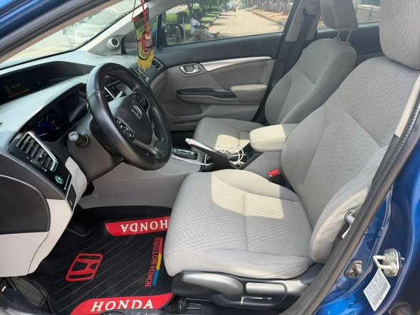 A picture of HONDA CIVIC 2015 MODEL KEYLESS ENTRY
