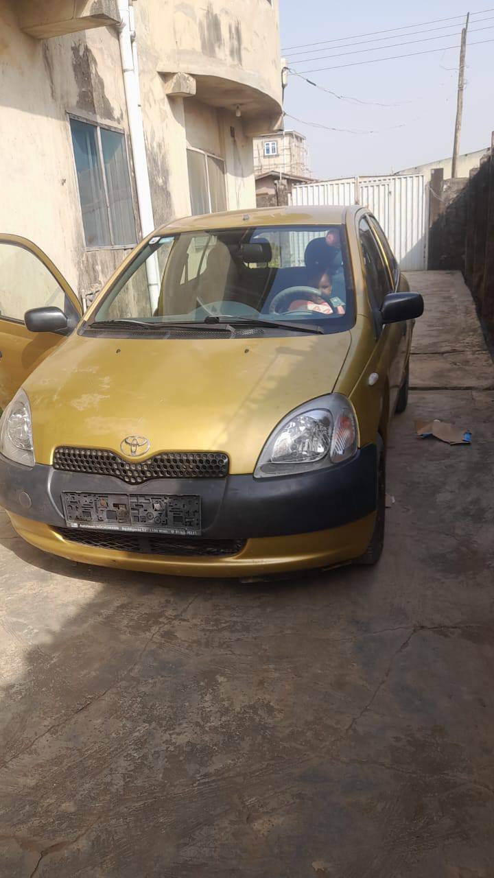 A picture of TOYOTA YARIS