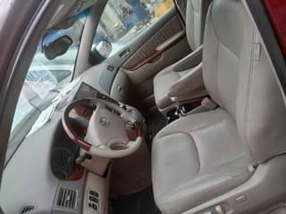 A picture of Toyota Sienna 2004 Model Limited Nigeria Use Accident Free Good