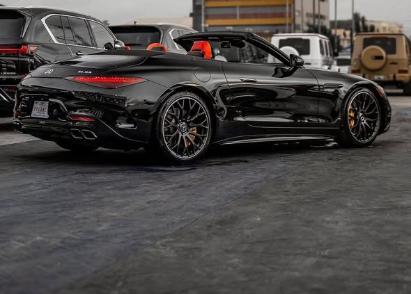 A picture of Mercedes benz sl63 2023 Brand new prince of road Price