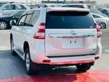 A picture of TOYOTA PRADO 2016