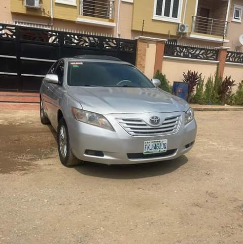 A picture of TOYOTA CAMRY