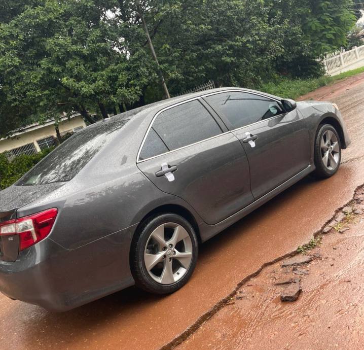 A picture of A very good Toyota 2013 Camry Sport Edition