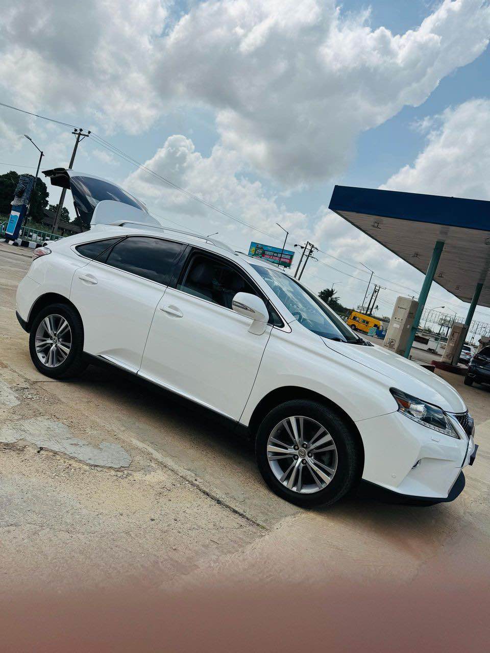 A picture of TOKUNBO RX350 2015 MODEL