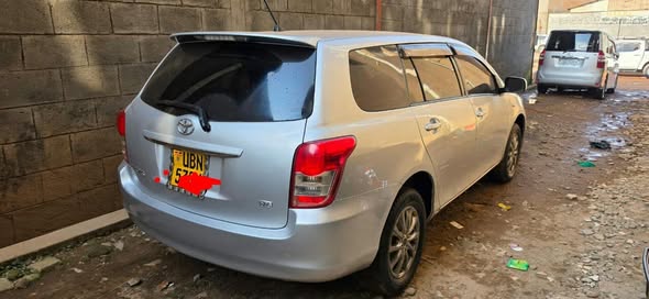 A picture of FELEDER 24M CALL 0701488581 WHAT S APP 0776417404