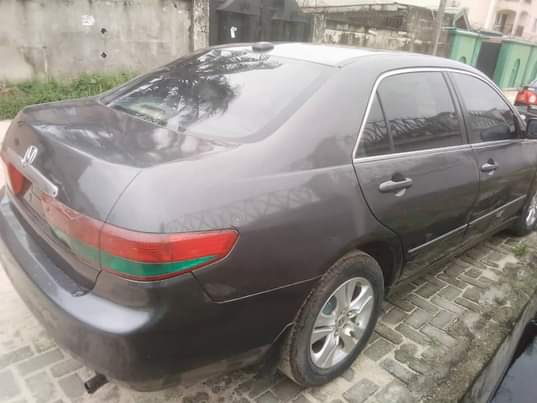 A picture of Honda Accord 2005