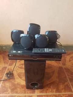 A picture of Speakers