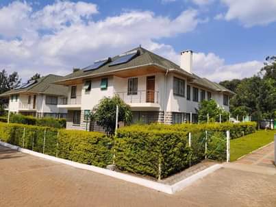 houses runda
