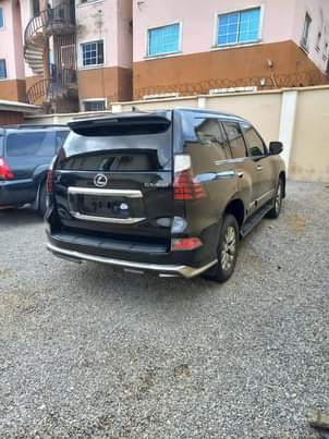 A picture of 2018 Toyota Lexus GX460