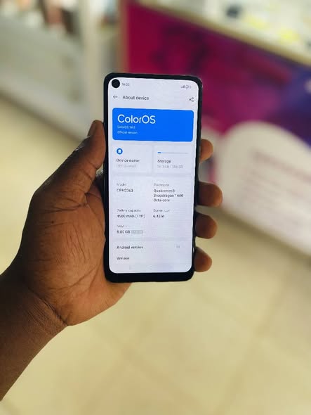 A picture of Oppo Reno7 256gb 12gbram 4500mah battery at only 300k 0705338269