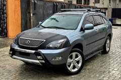 A picture of EXTREMELY CLEAN REGISTERED RX 330 2006 MODEL