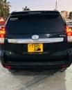 A picture of Prado land cruiser 2014 2005