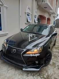 A picture of Lexus is250 2008