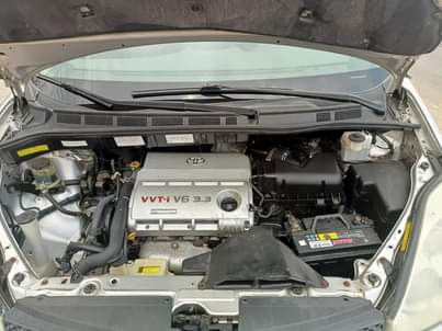 A picture of 2005 Toyota Sienna XLE Limited