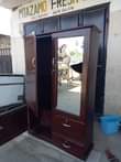 A picture of Wahi kabati mbao ngumu