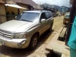 A picture of Awoof Awoof dealer market 2004 Toyota Highlander super Engine and