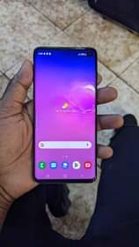 A picture of Samsung DOT world