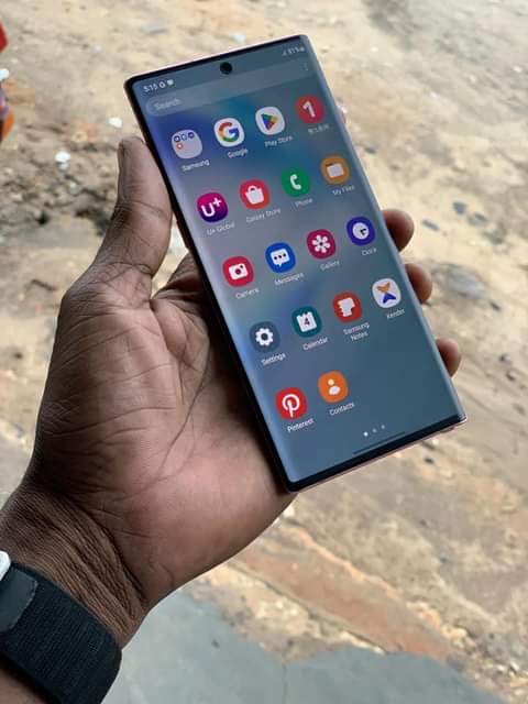 A picture of Samsung note 10 5g