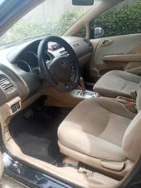 A picture of Honda City 07 automatic transmission