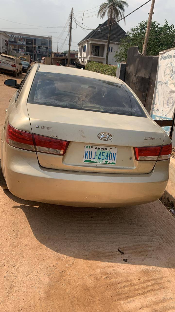 A picture of Owner need money now 08 Sonata