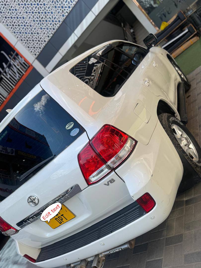 A picture of Landcruiser V8 for sale