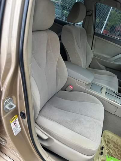 A picture of Belgium Like Clean Toyota Camry Sharp Interior Engine Gear AC