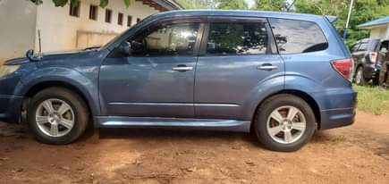 A picture of SUBARU FORESTER