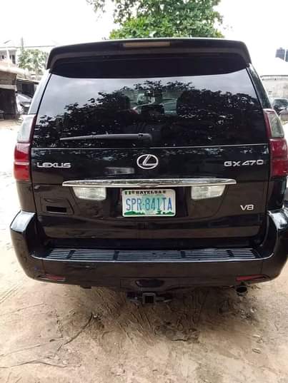 A picture of GX470 FOR SALE ENGINE AND GEAR A C NEED TOPPING