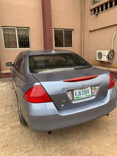 A picture of 2007 Honda Accord DC Automatic