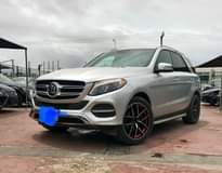 A picture of Mercedes Benz GLE350 2017