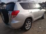 A picture of Used 09 Toyota rav4 at ikotun lagos state call 08033363847
