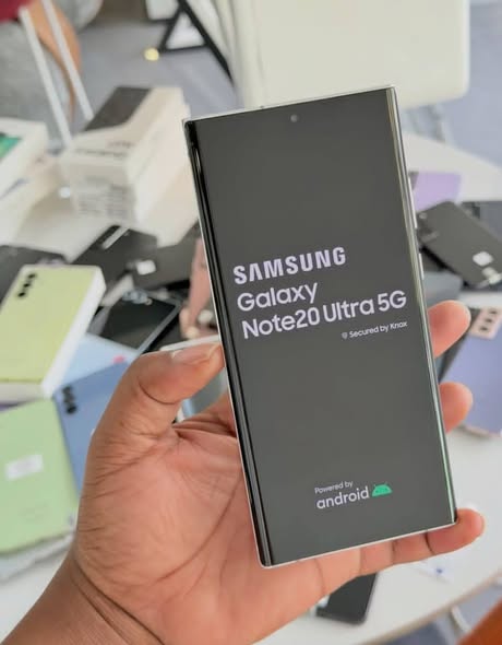 A picture of Note 20 ULTRA