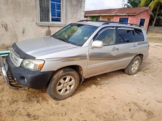 A picture of Highlander 2003 4 midel