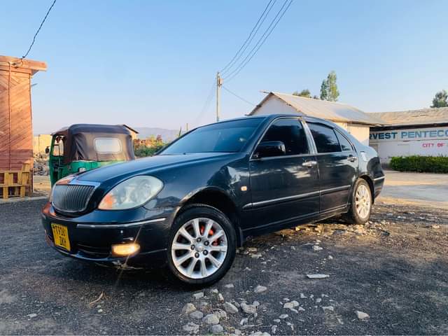 A picture of brevis haina rangi engen safii gearbox safii 4.7ml 0625764751 Mbeya