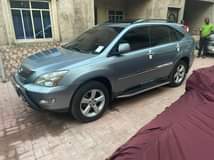A picture of Lexus Rx330