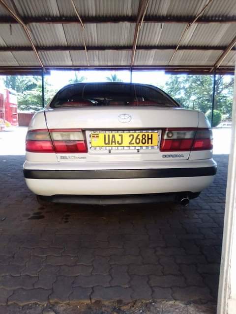 A picture of 1998 Toyota corona 1998