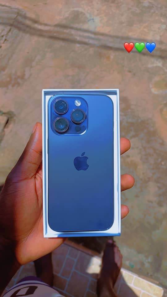 A picture of iPhone 14 Pro 256gb