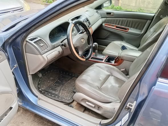 A picture of 2003 Toyota Camry