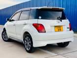 A picture of T0YOTA IST