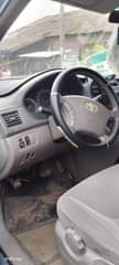 A picture of Toyota Sienna 2005 model
