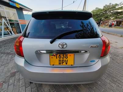 used toyota runx