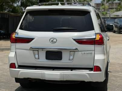 lexus