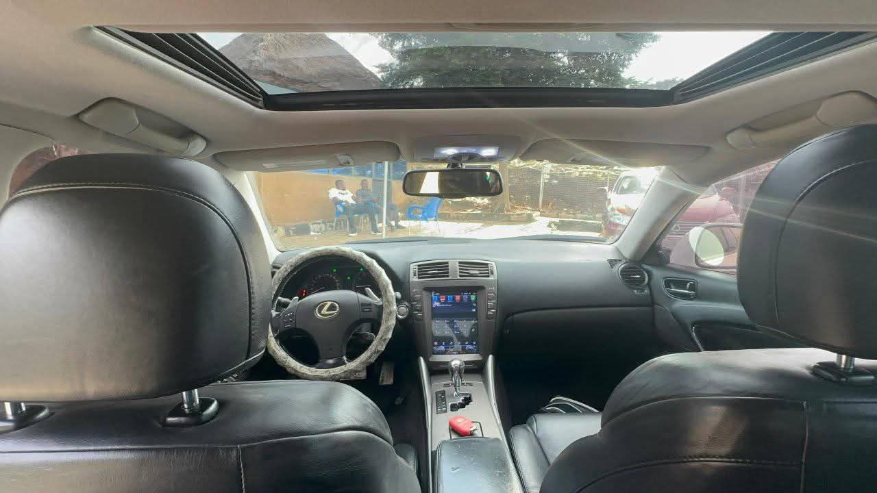 A picture of Sedan